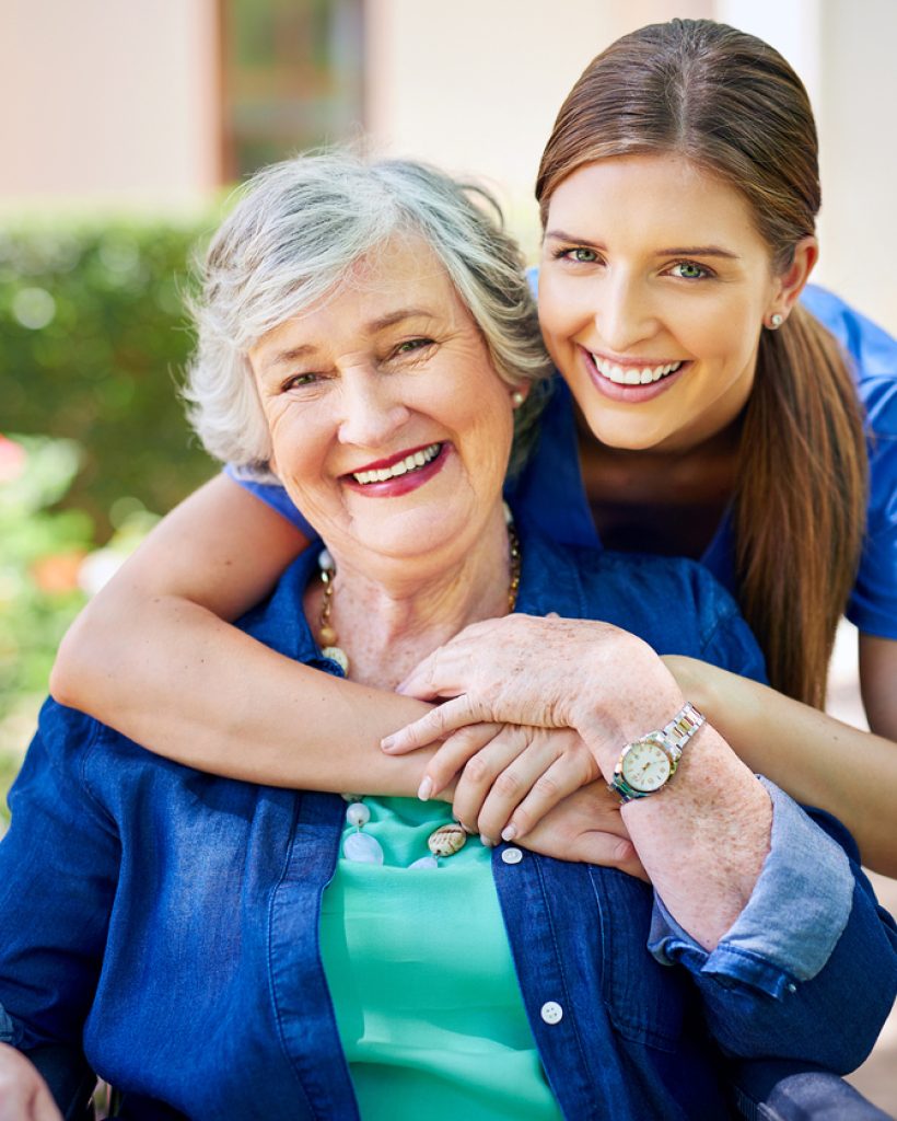 Shot of a resident and a nurse outside in the retirement home gardenhttp://195.154.178.81/DATA/i_collage/pi/shoots/806440.jpg